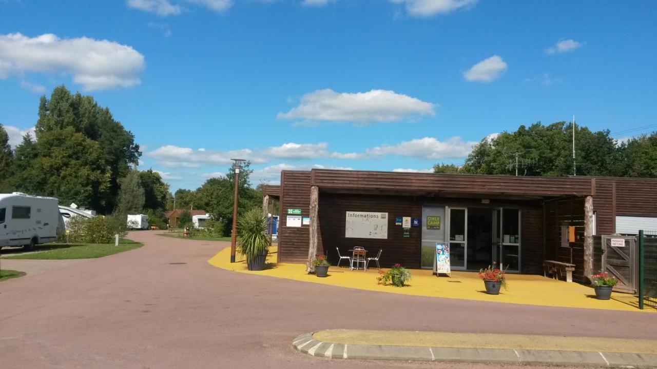 Onlycamp Le Pont Campsite Yvre-l'Eveque