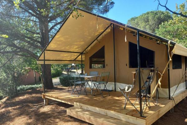 Campsite Onlycamp Le Pont *